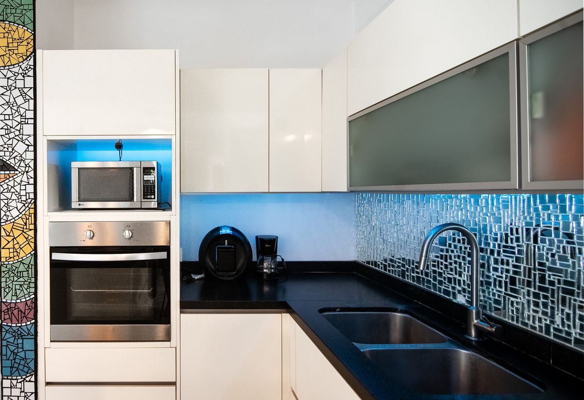 9 de 25: Cocina equipada