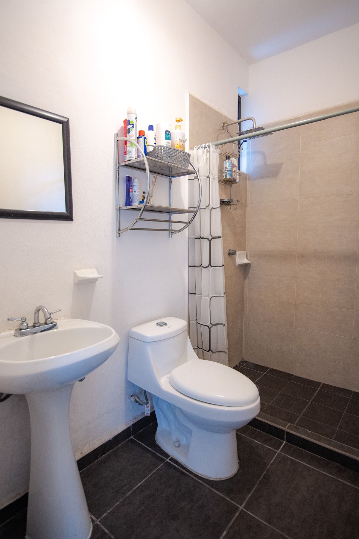 17 de 25: Baño completo