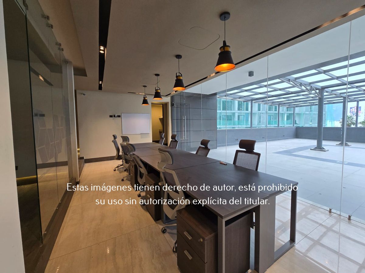 1 of 16: Oficina en Venta en Valle Oriente