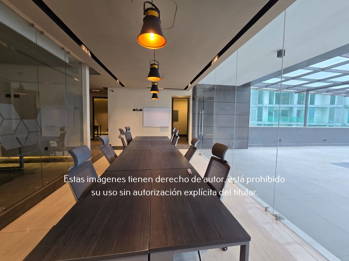 2 of 16: Oficina en Venta en Valle Oriente