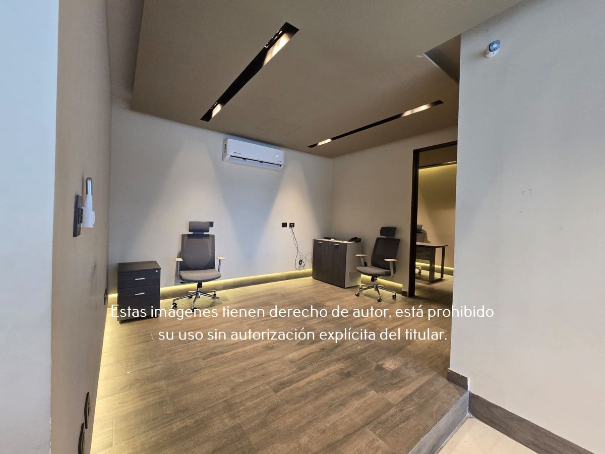 4 of 16: Oficina en Venta en Valle Oriente