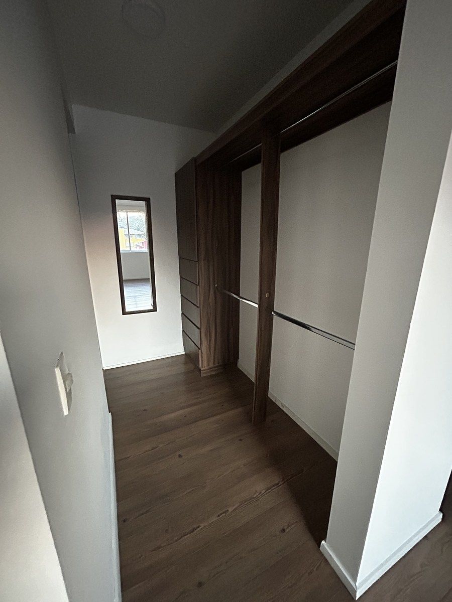 9 de 18: Vestidor Rea Ppal