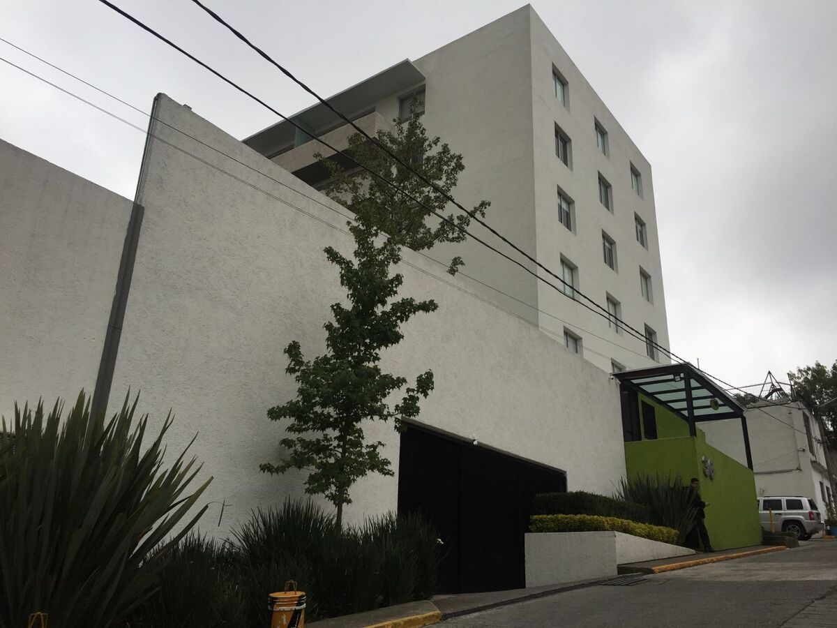 2 de 18: Fachada edificio