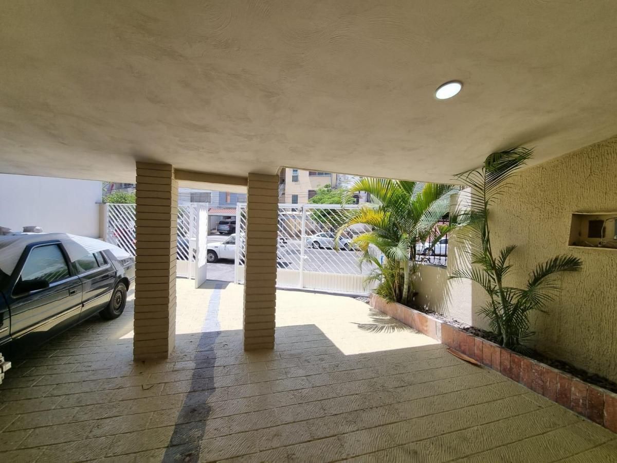 3 de 24
