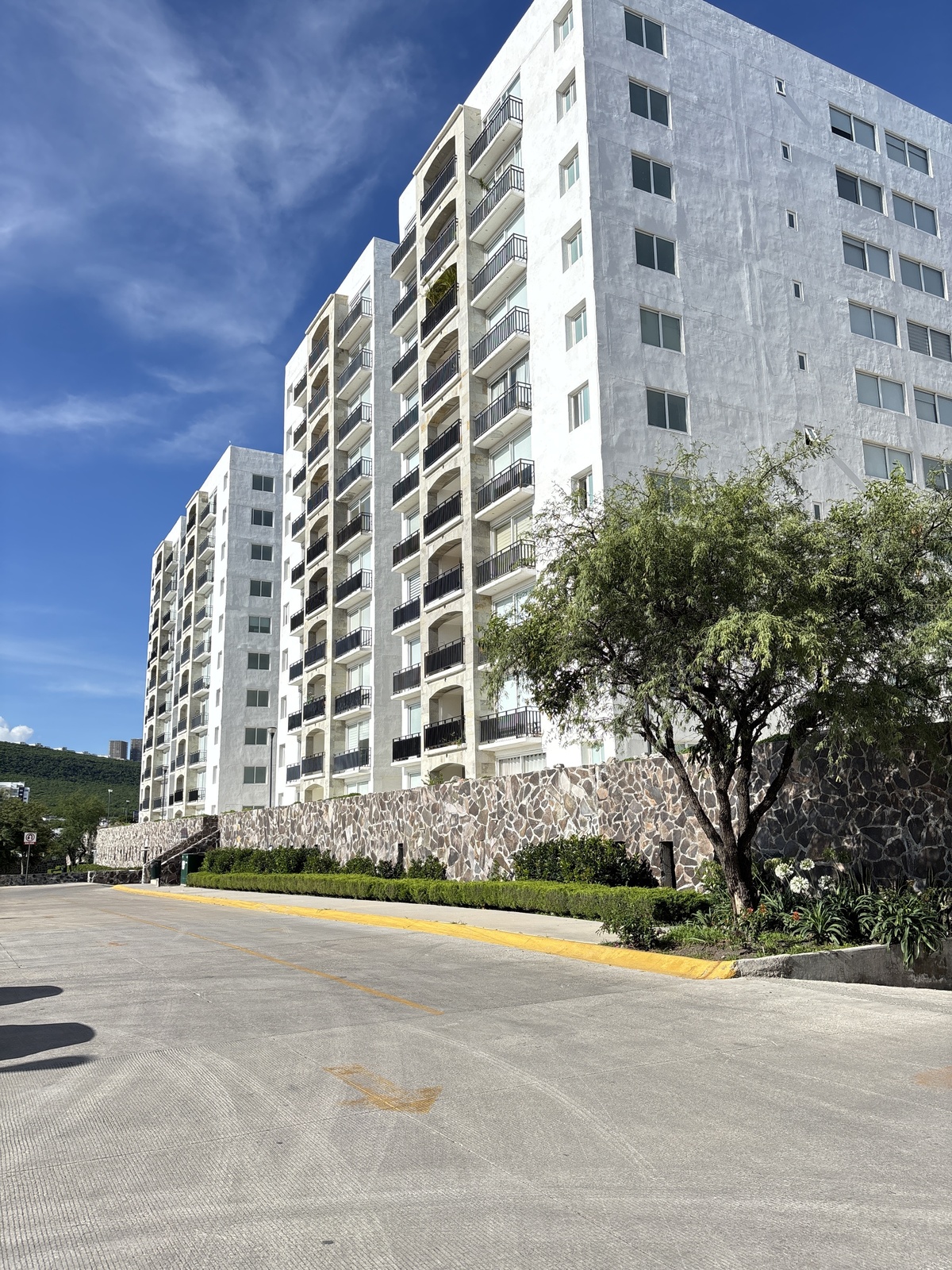 1 of 30: Condominio Marbella