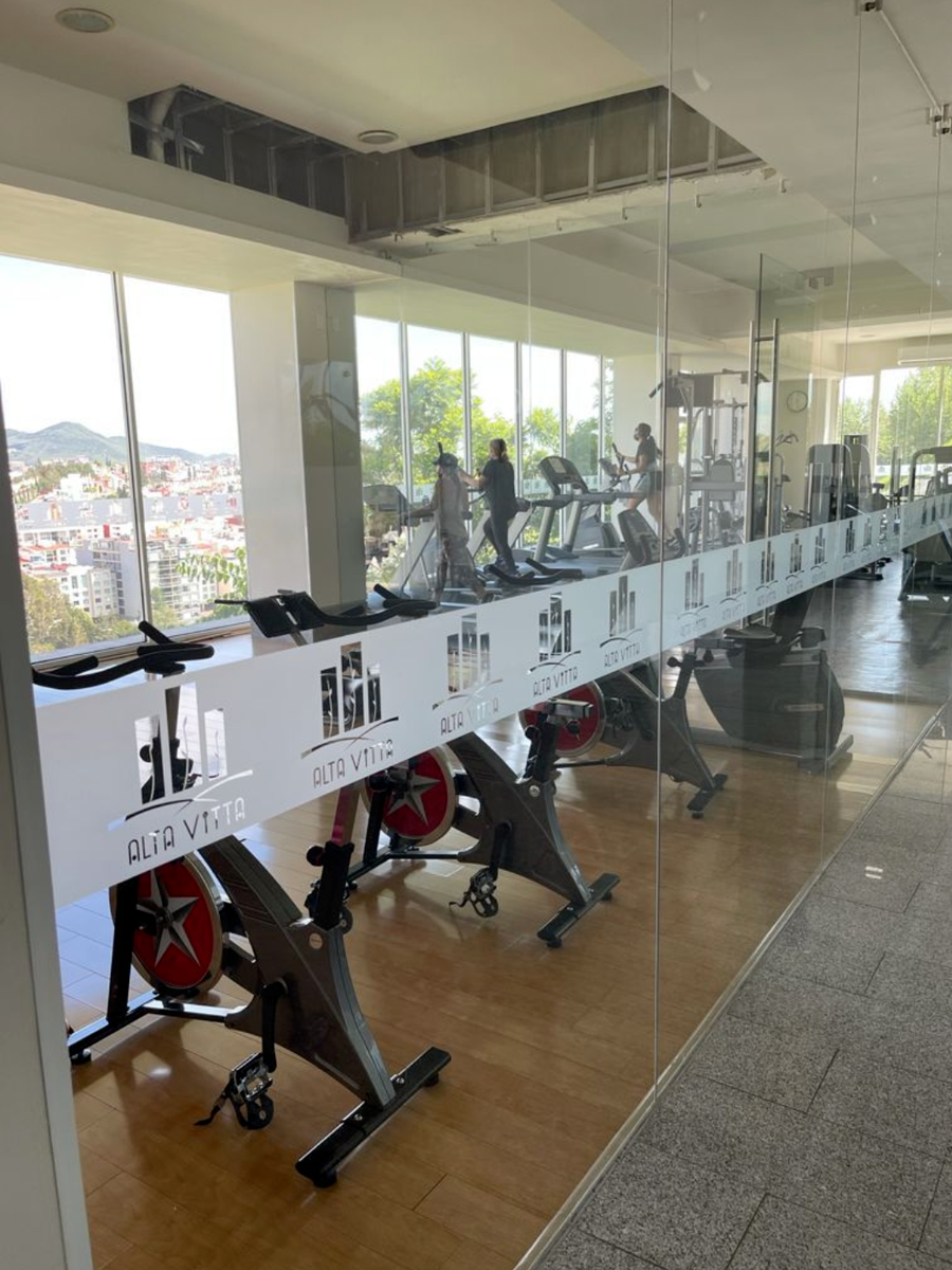 5 de 38: Amenidades: Gym