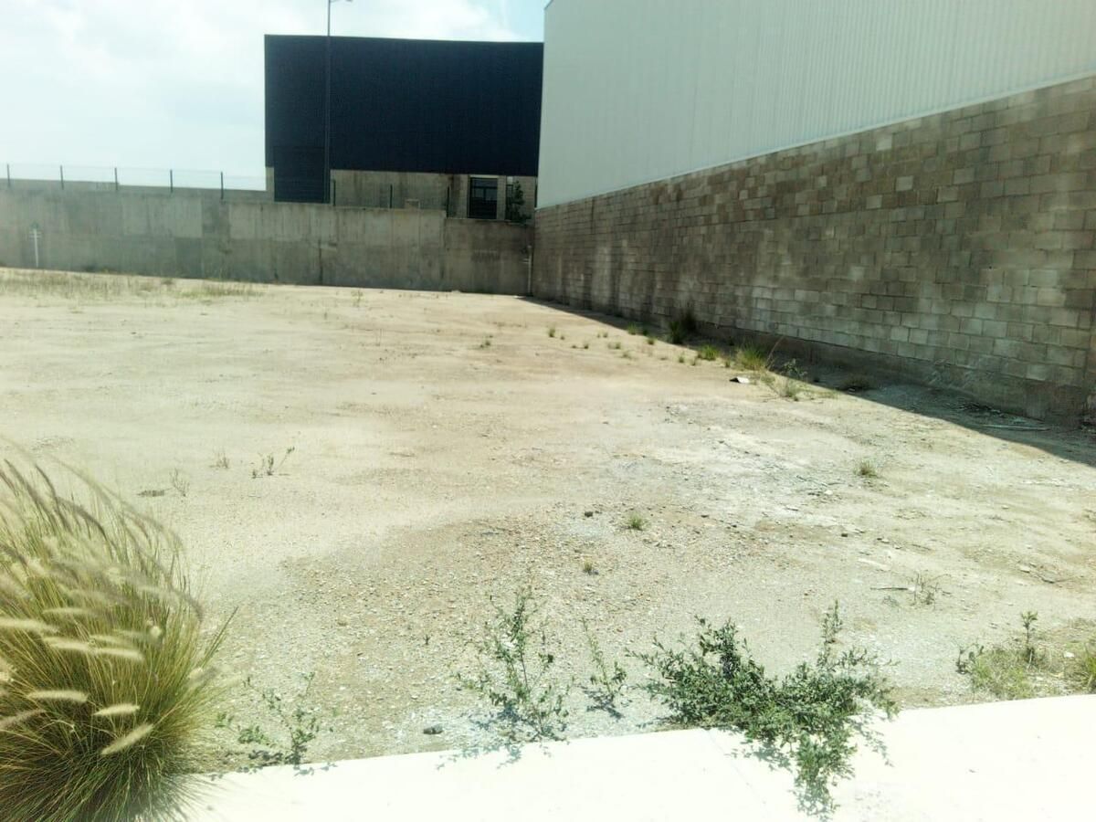 TERRENO INDUSTRIAL EN VENTA EN PARQUE STETRU - foto 1