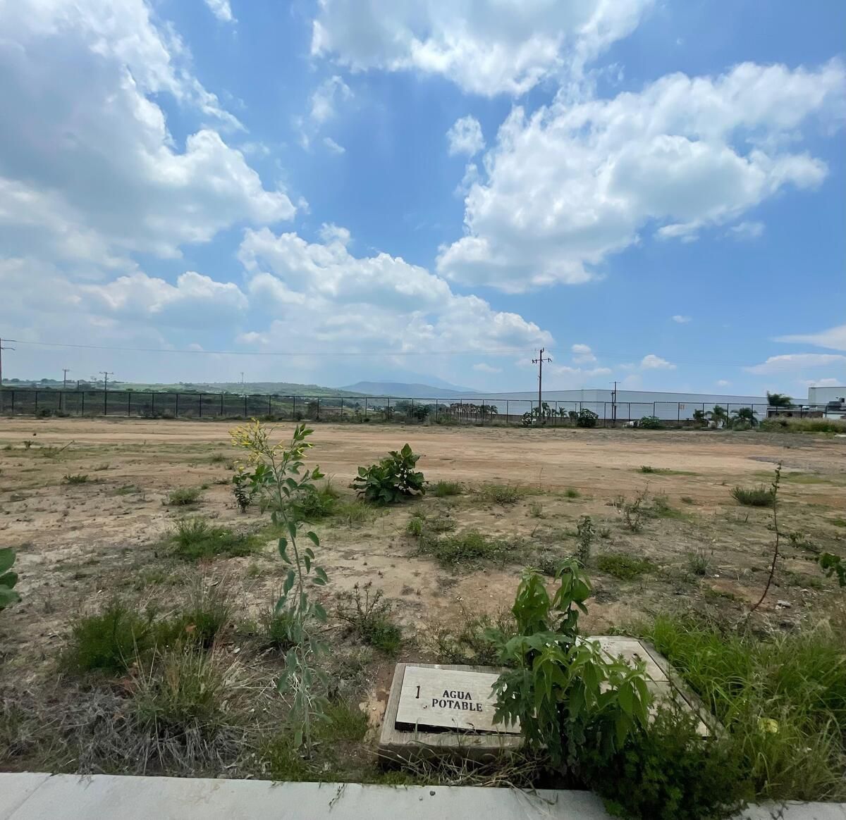TERRENO INDUSTRIAL EN VENTA EN PARQUE STETRU - foto 4