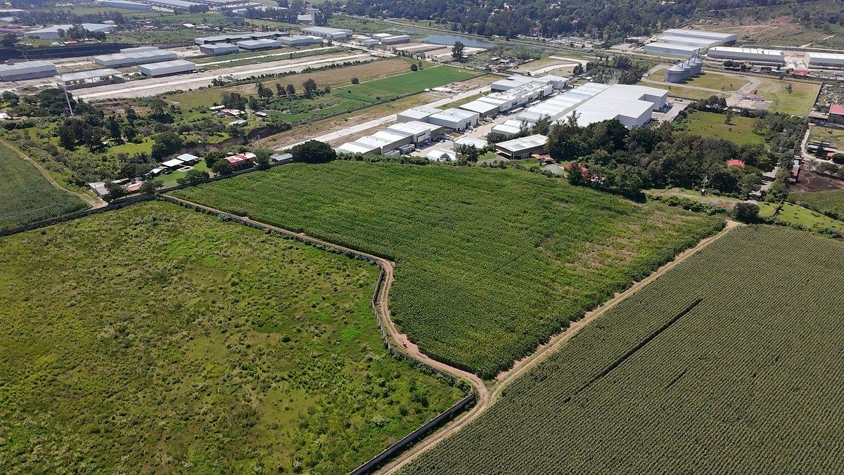 Terreno en La Venta Del Astillero, Zapopan, foto 3 de 9