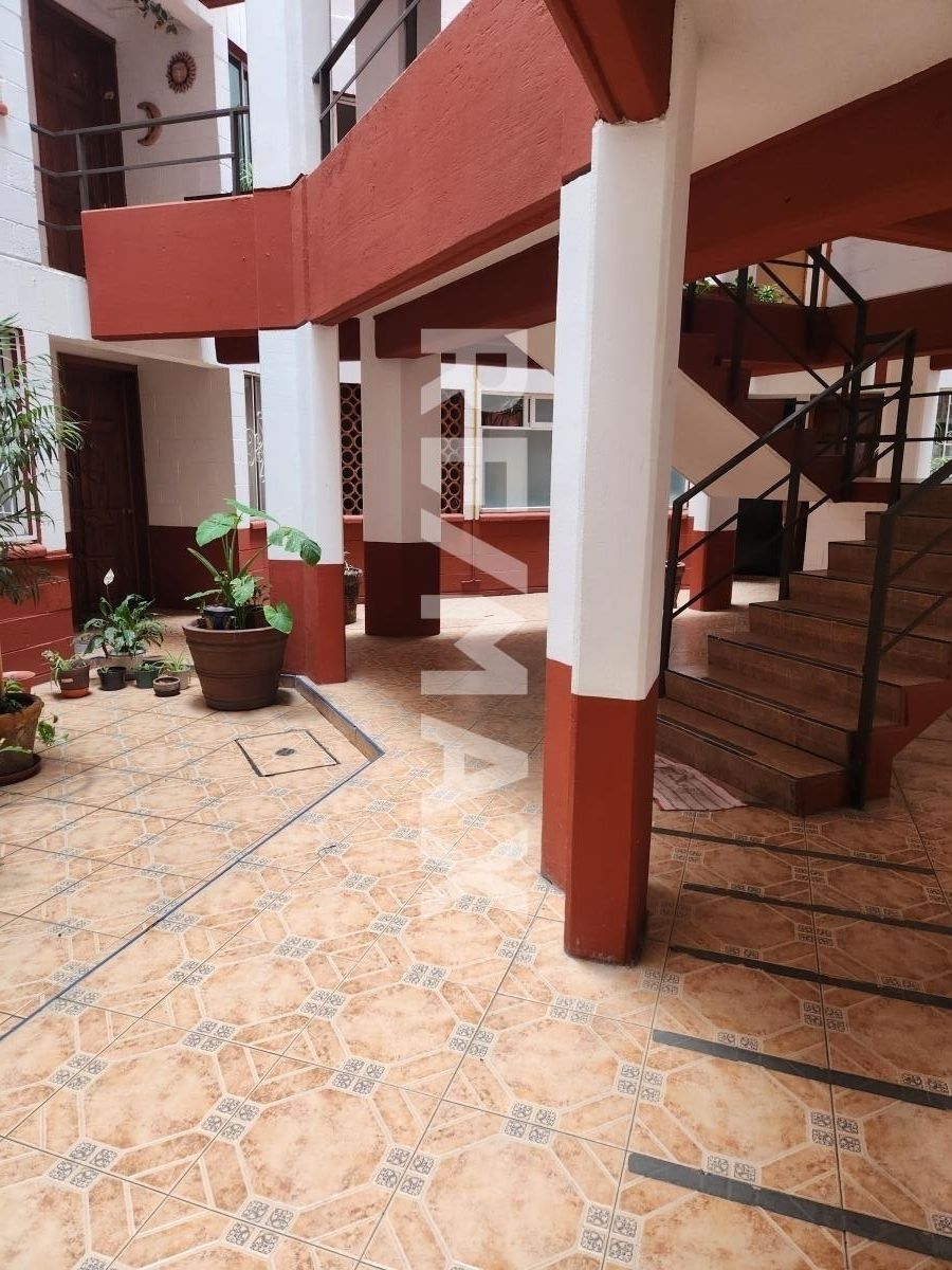 Interior edificio PB