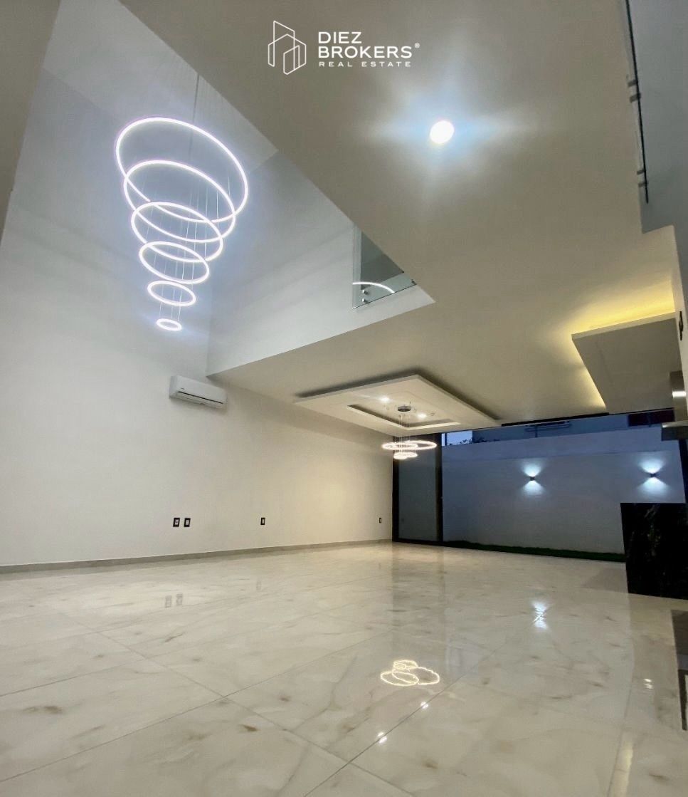 Casa en Venta - La Cima, Coto los Robles en Zapopan