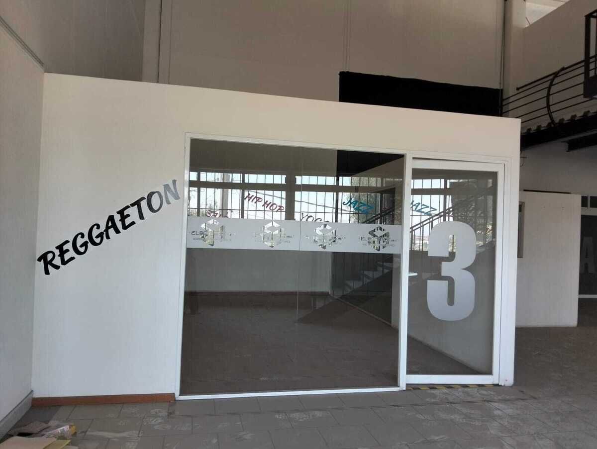 4 de 6