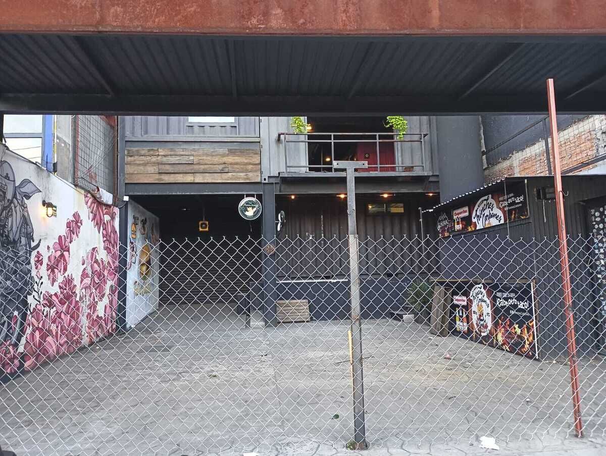 3 de 18
