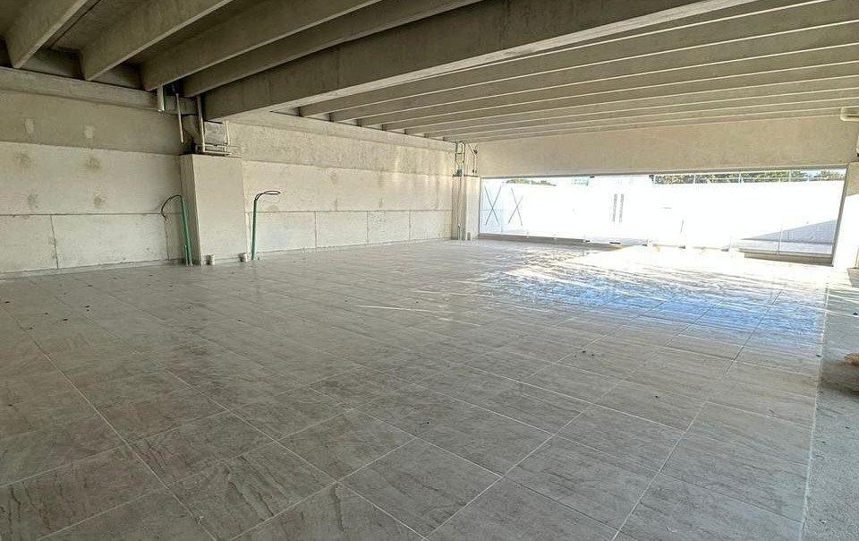 Local comercial com terraço no PRIMEIRO ANDAR para alugar em Victory Altabrisa, foto 1 de 10