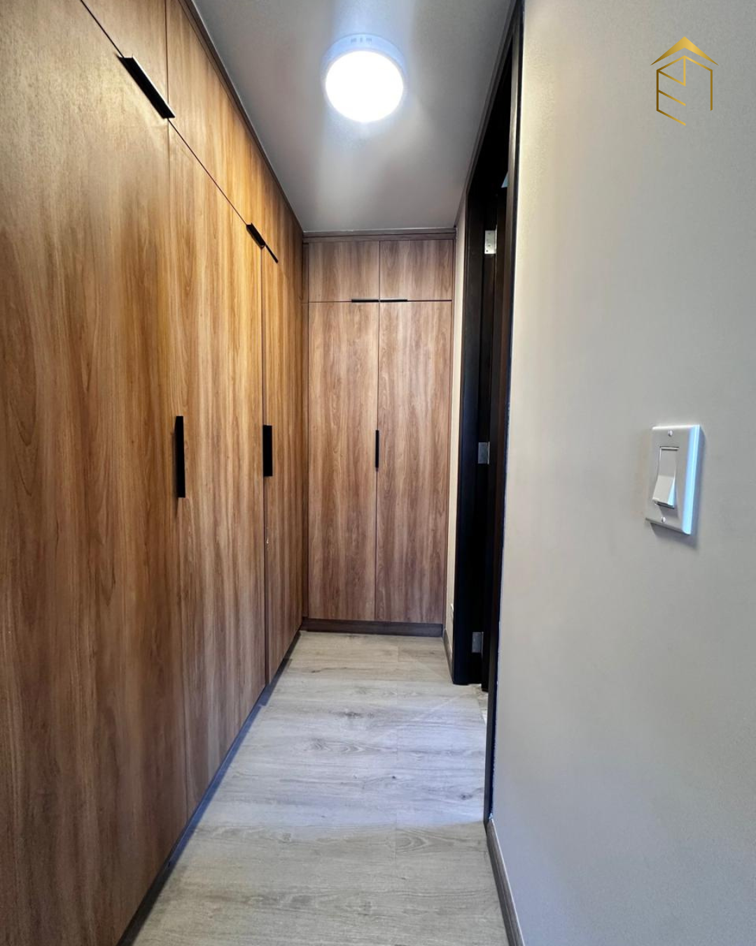 5 of 8: Closets modelo D