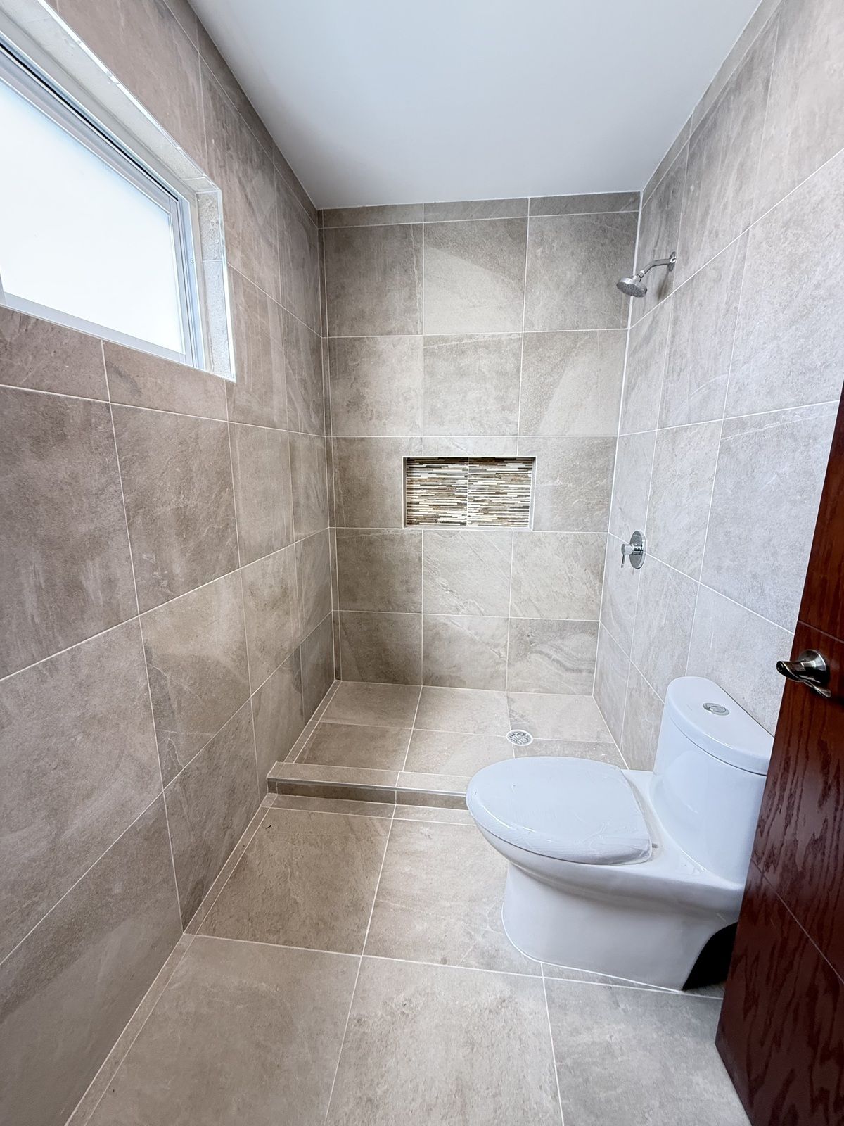 19 de 31: Baño de recamara principal