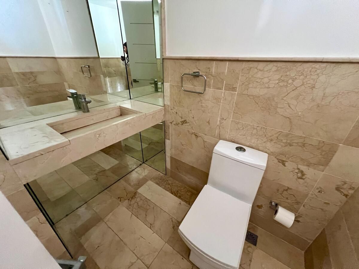 12 de 12: Baño de Visita