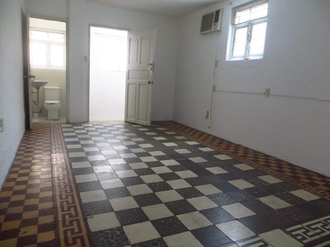 VENDO CASA COL. AMERICANA SUPER UBICADA, CERCA DE CHAPU. - foto 2