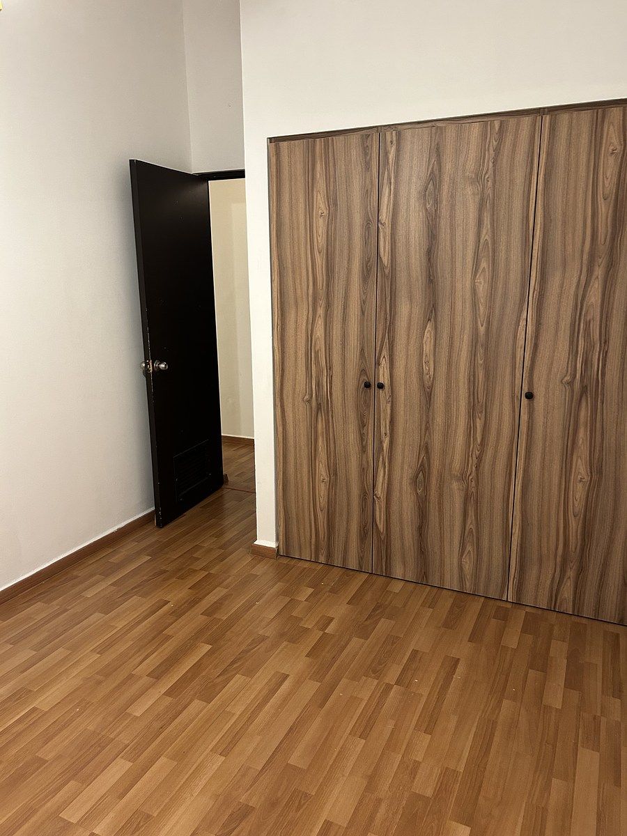 13 de 21: entrada recamara principal