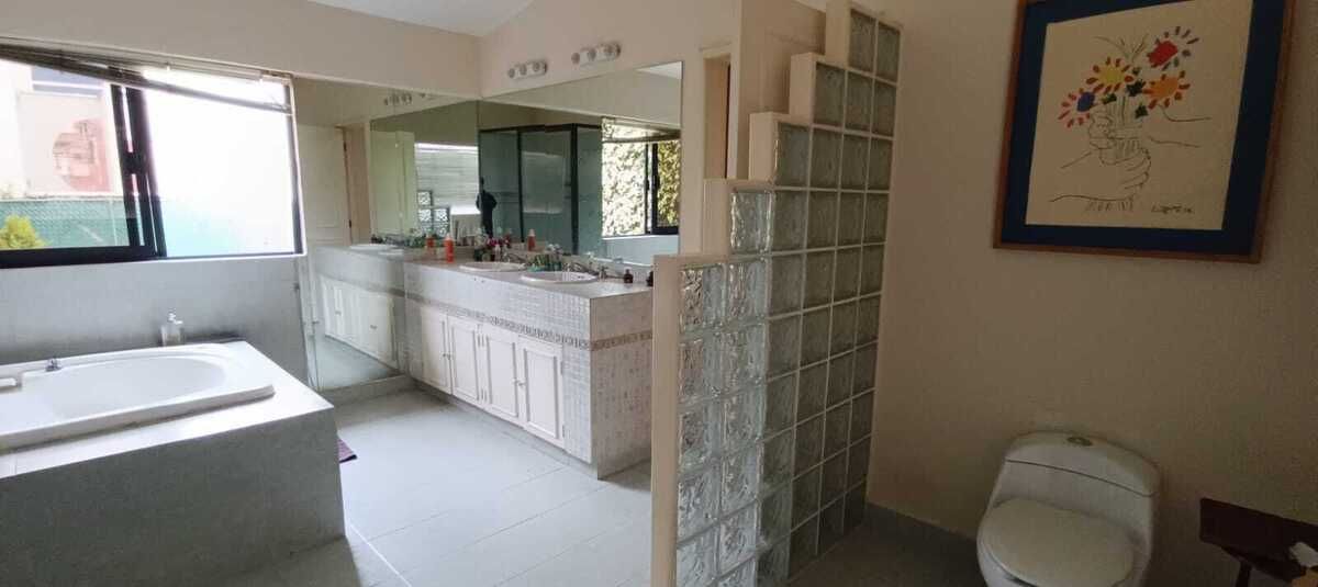 3 of 27: BAÑO PRINCIPAL