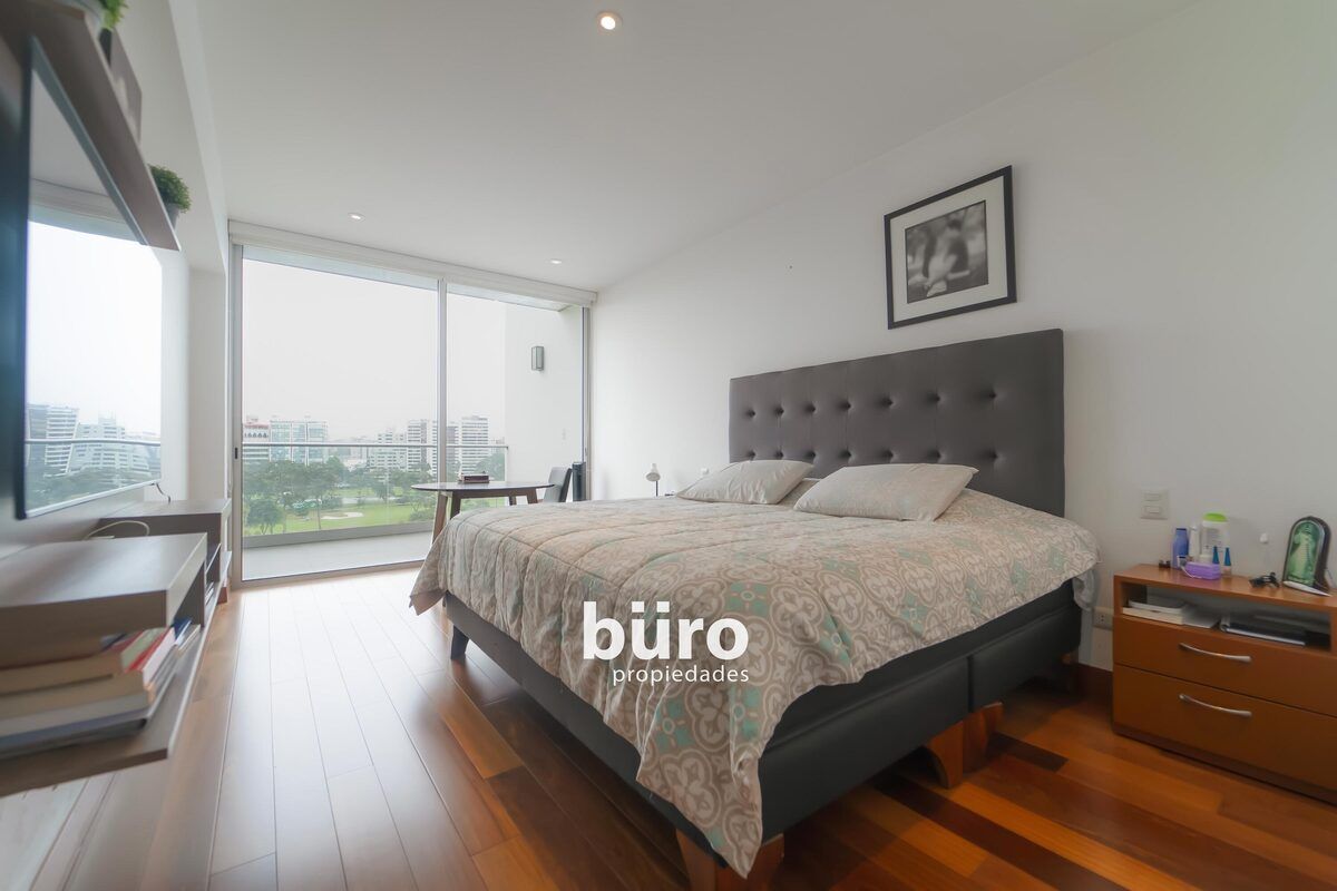 8 de 35: Dormitorio principal