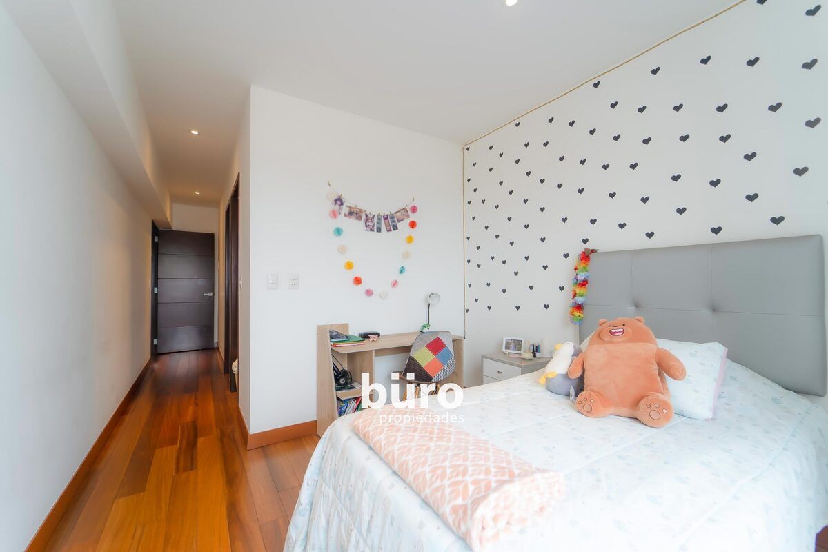 20 de 35: Dormitorio secundario 2