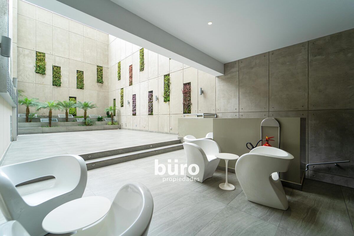 30 de 35: Área común