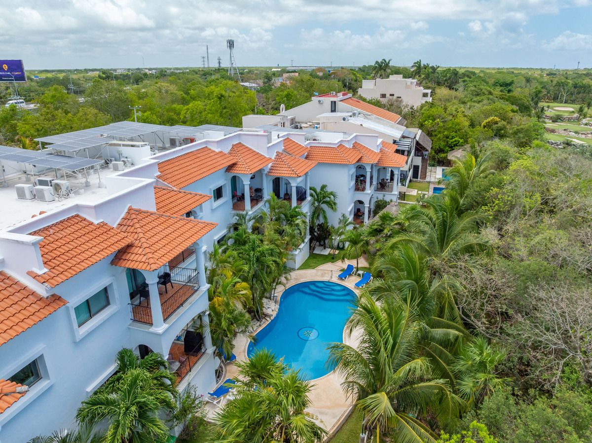 5 de 21: Villas Talia pool