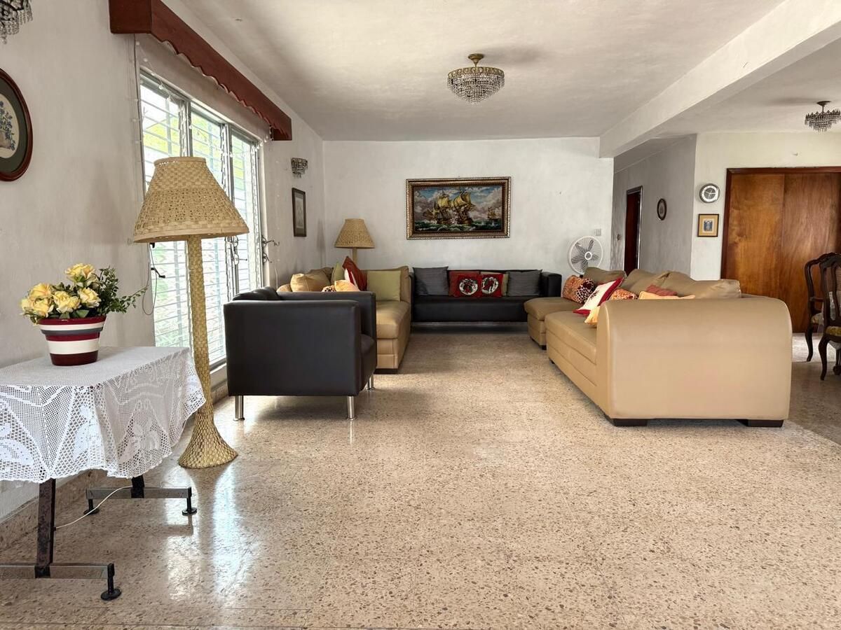 5 de 25: Sala