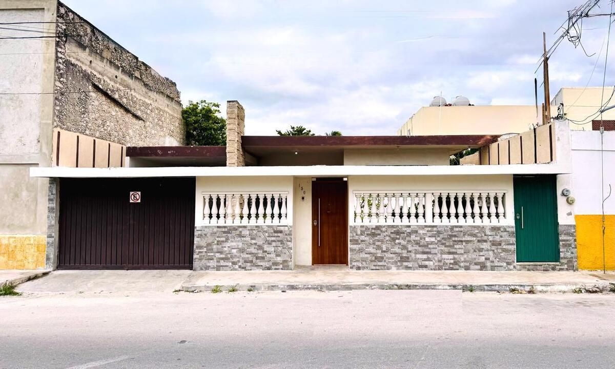 1 de 25: Fachada Casa Principal