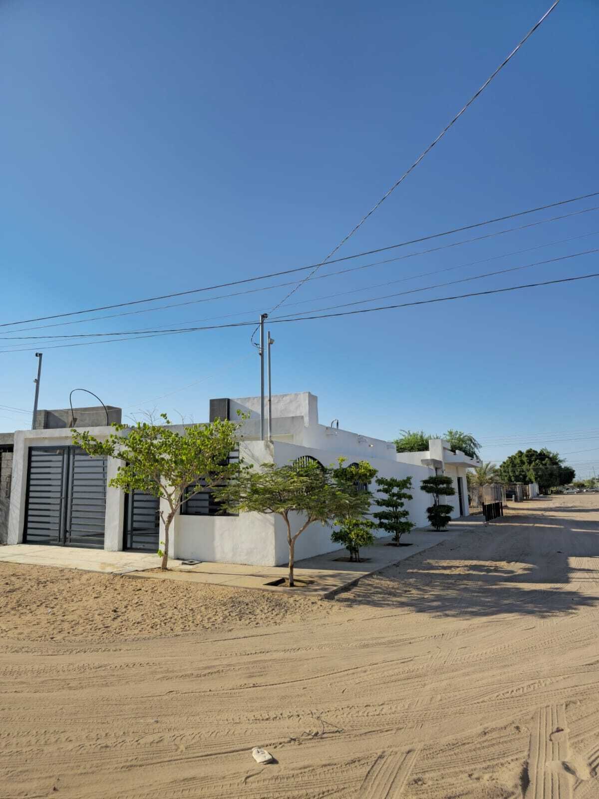 Casa en Renta  📍 Ubicación: Amapolas B y 5ta