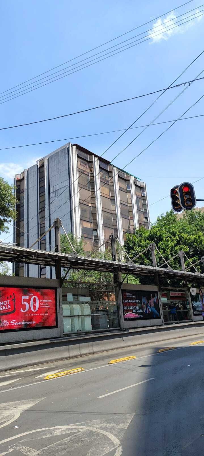 1 de 13: Fachada Edificio