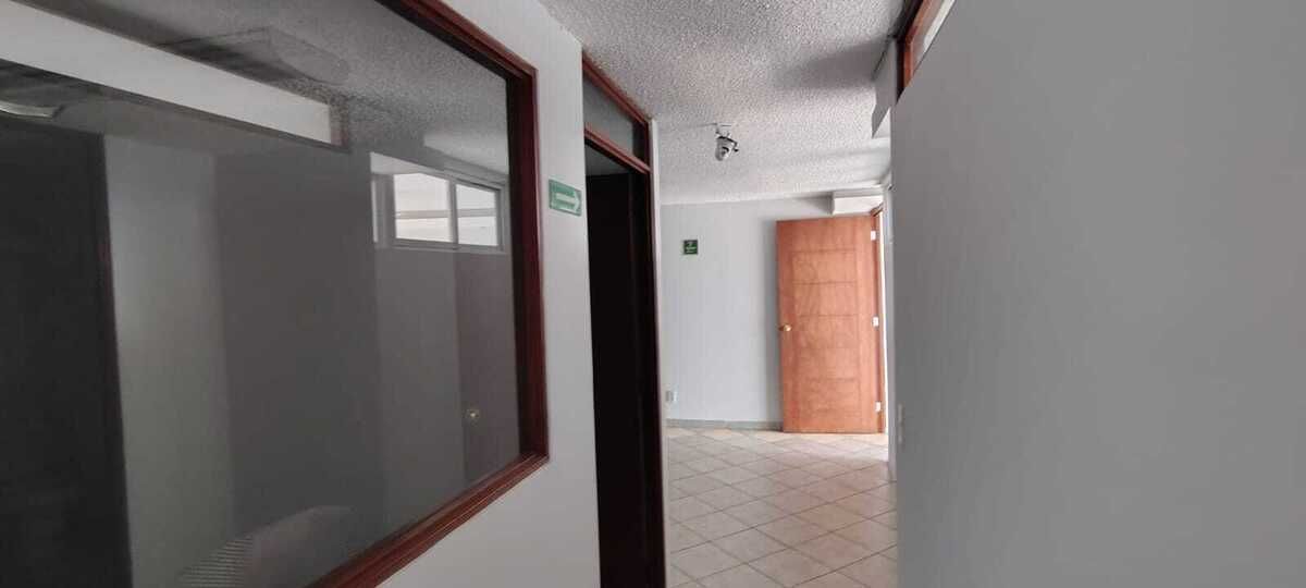 4 de 13: Pasillo
