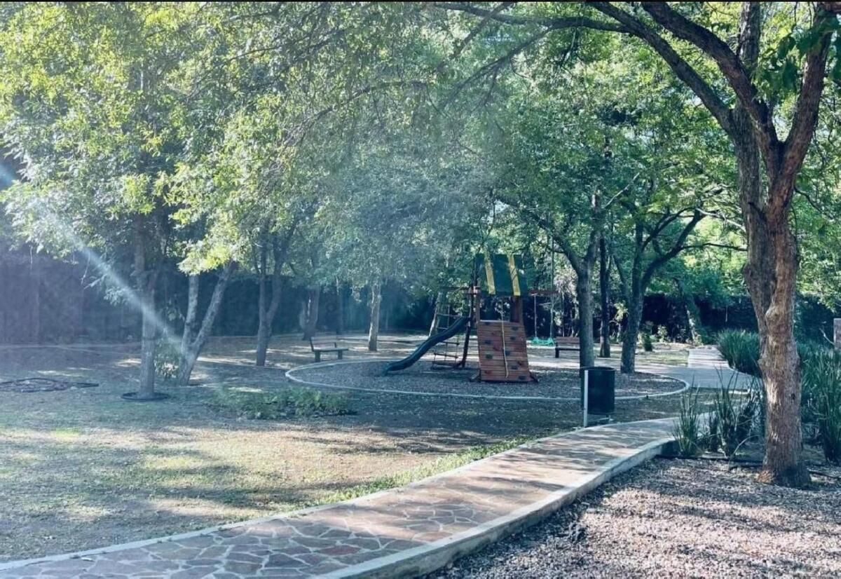 3 de 8