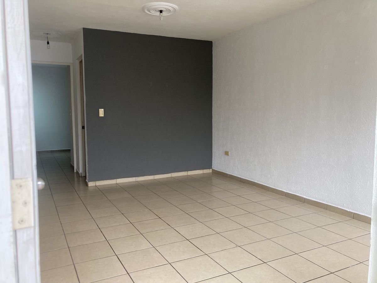 4 de 16: Sala-comedor