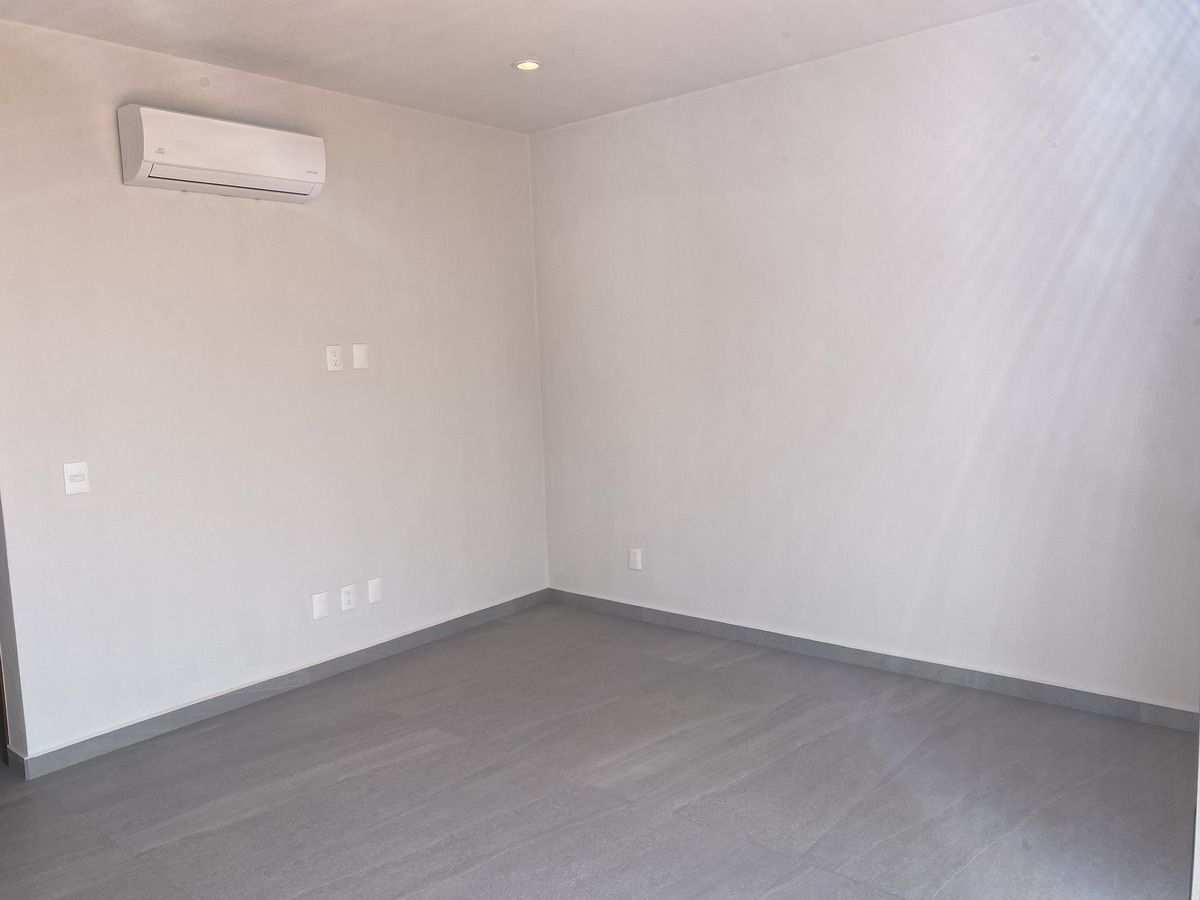 21 de 33: AREA FAMILIAR TERCER PISO