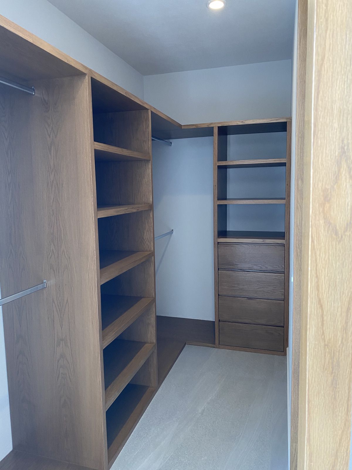 10 de 33: WALKING CLOSET PRINCIPAL
