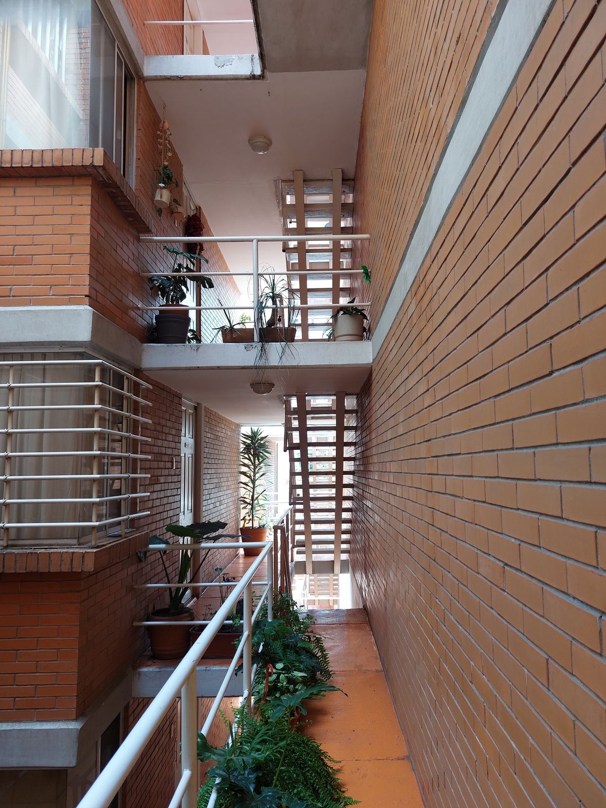 24 de 29: Vista desde la entrada del Depto