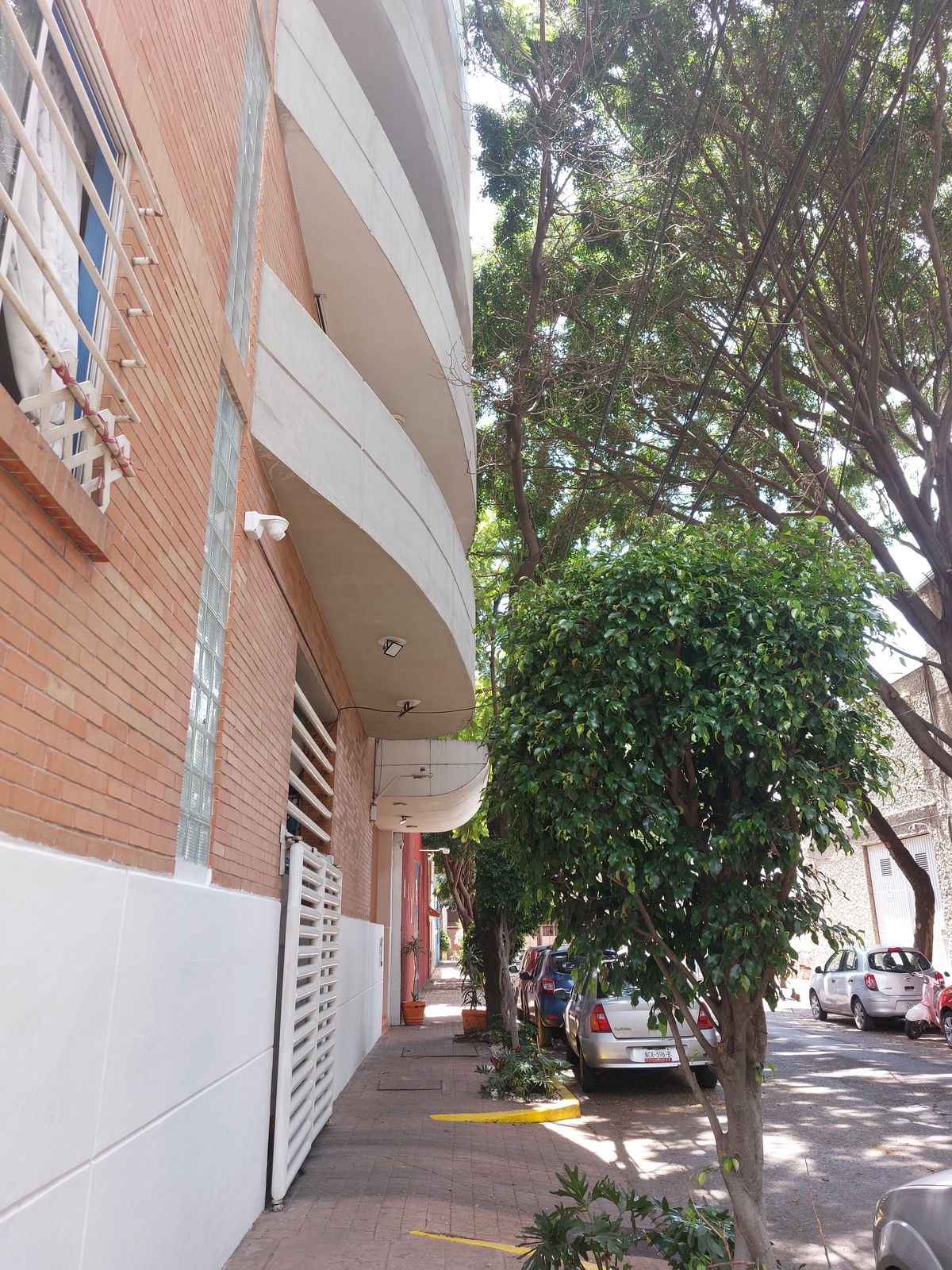 28 de 29: Exterior del Edificio