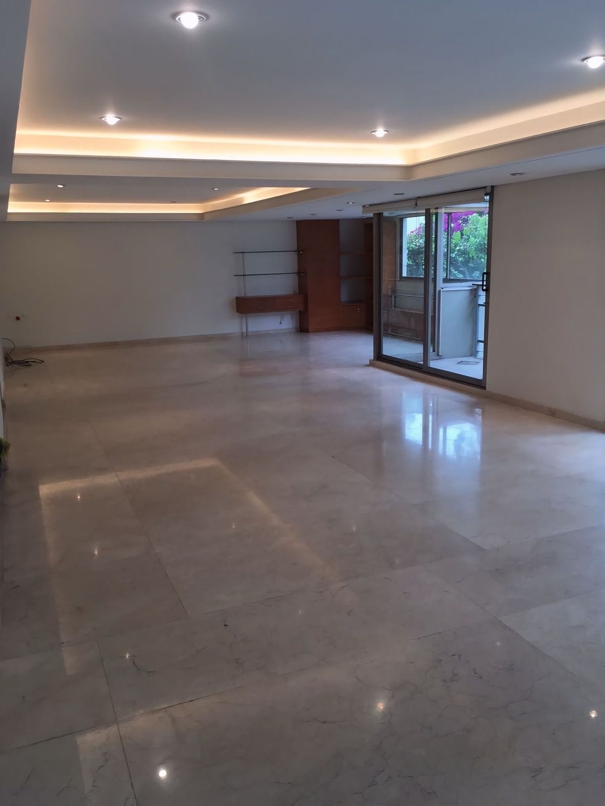 Beautiful apartment with terrace, ideal for investment - foto 4