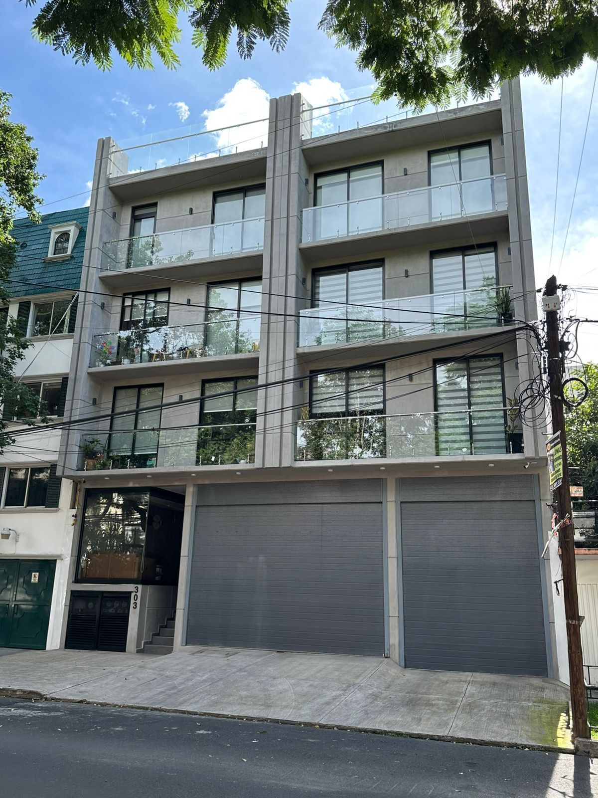 1 de 15: Fachada edificio