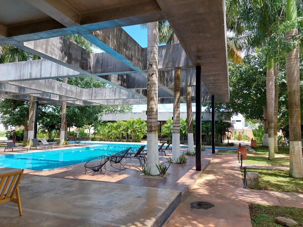 2 of 32: Casa club - piscina
