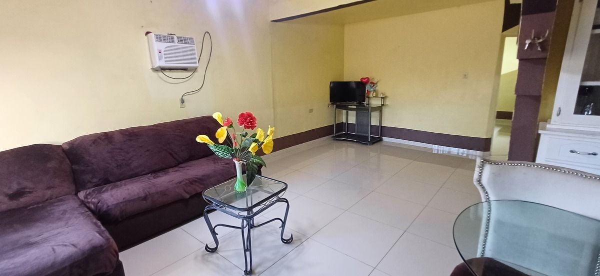 Bonita y espaciosa casa en venta 🏡  📍Av. Guatemala A y San Felipe