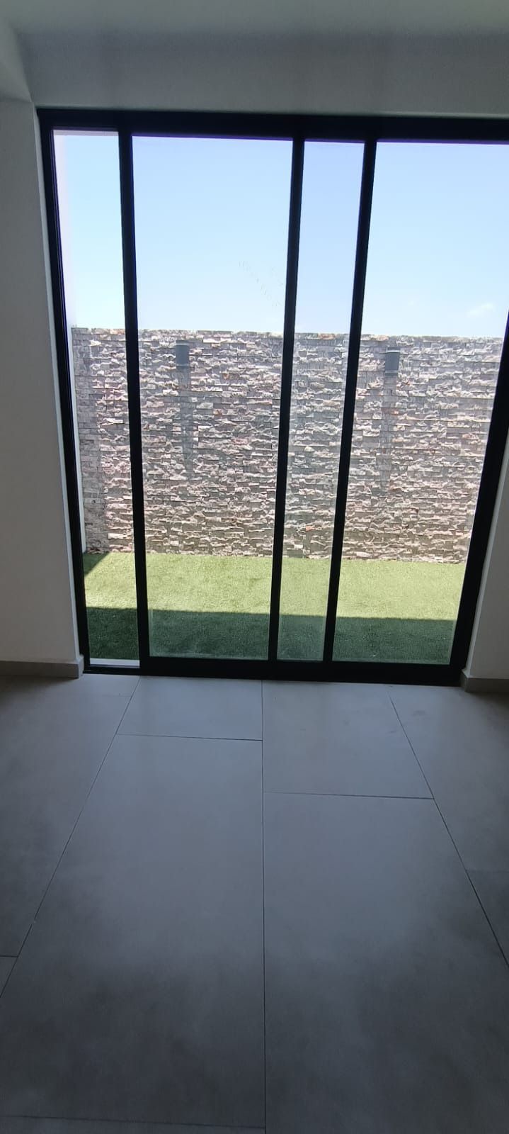 4 of 6