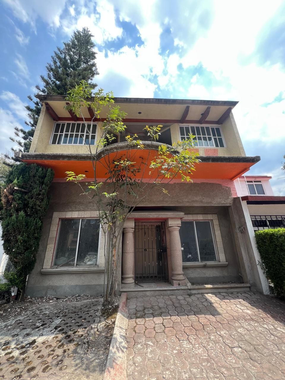 1 de 10: Fachada