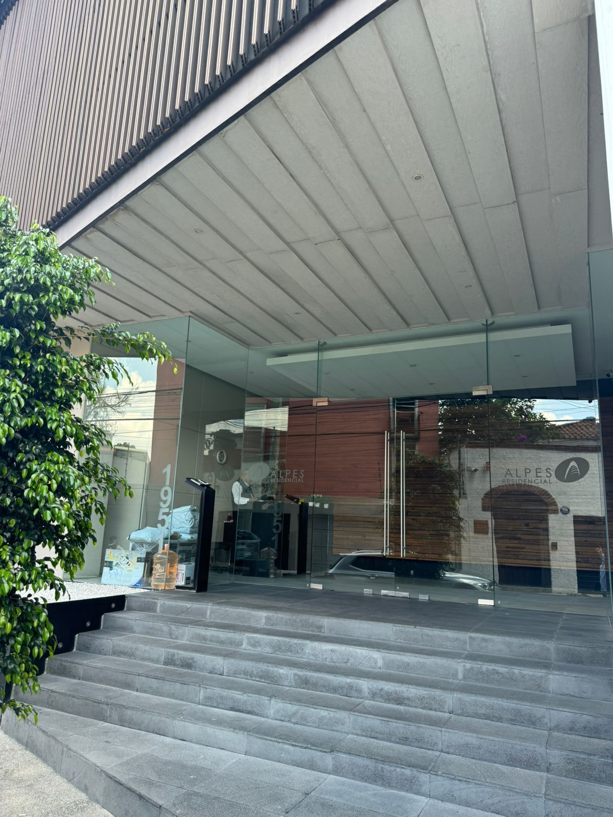 2 de 24