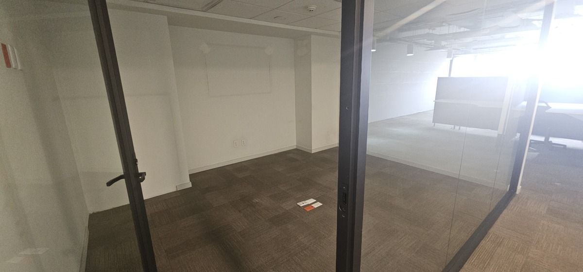 3 de 12: privado o sala de juntas