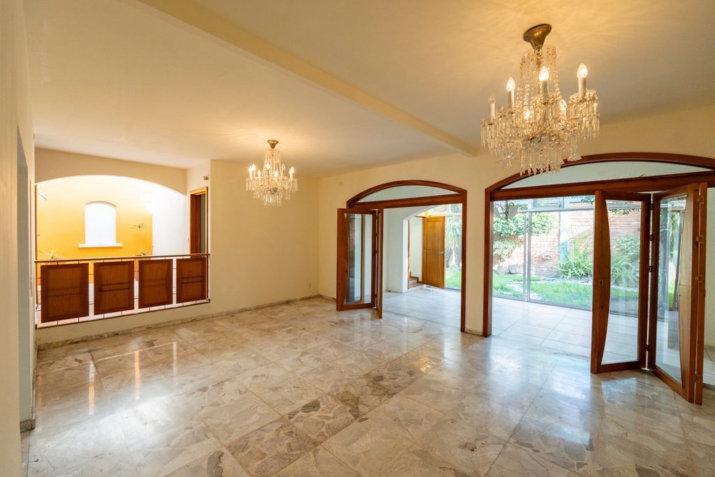 3 of 17: SALA COMEDOR