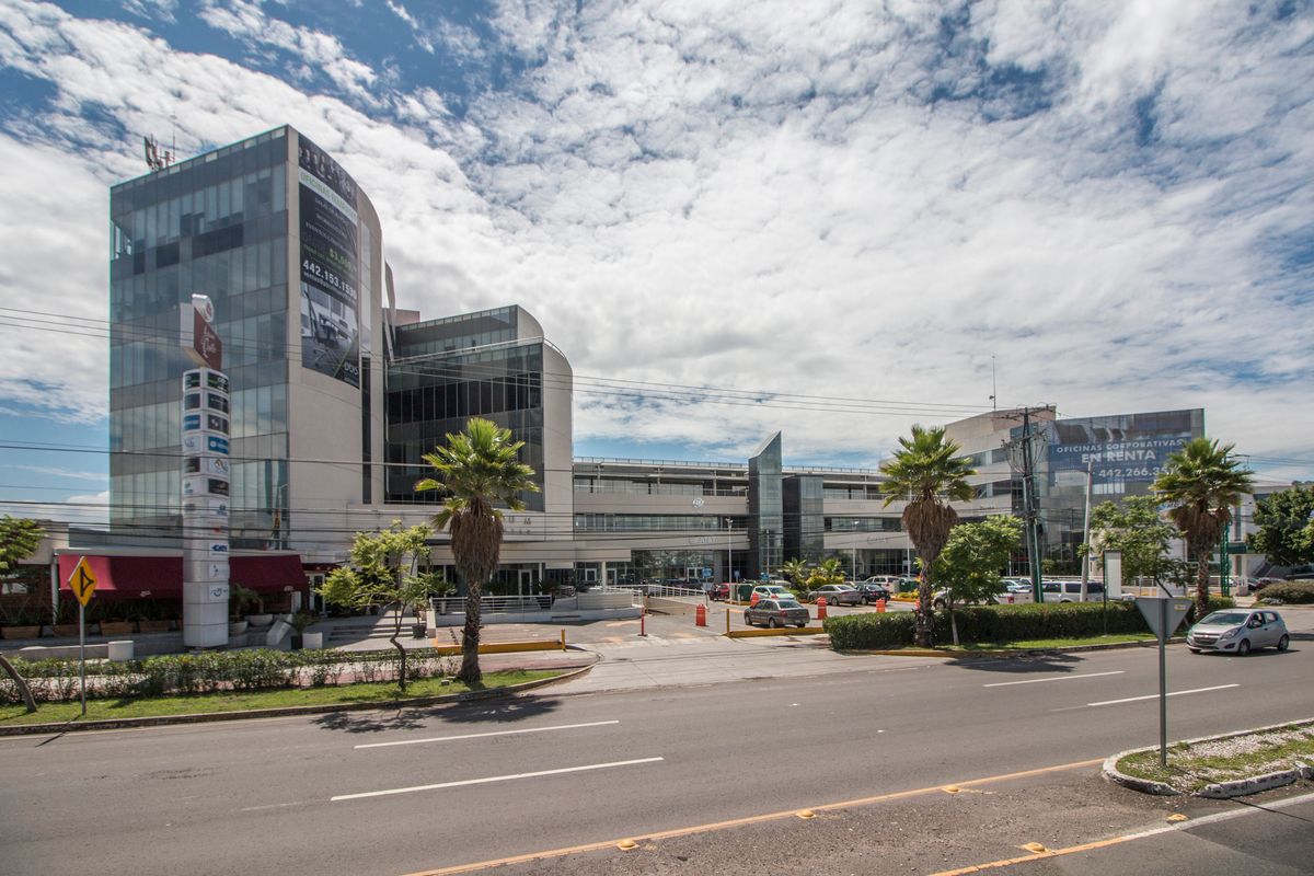 13 de 14: Imagen real de la plaza