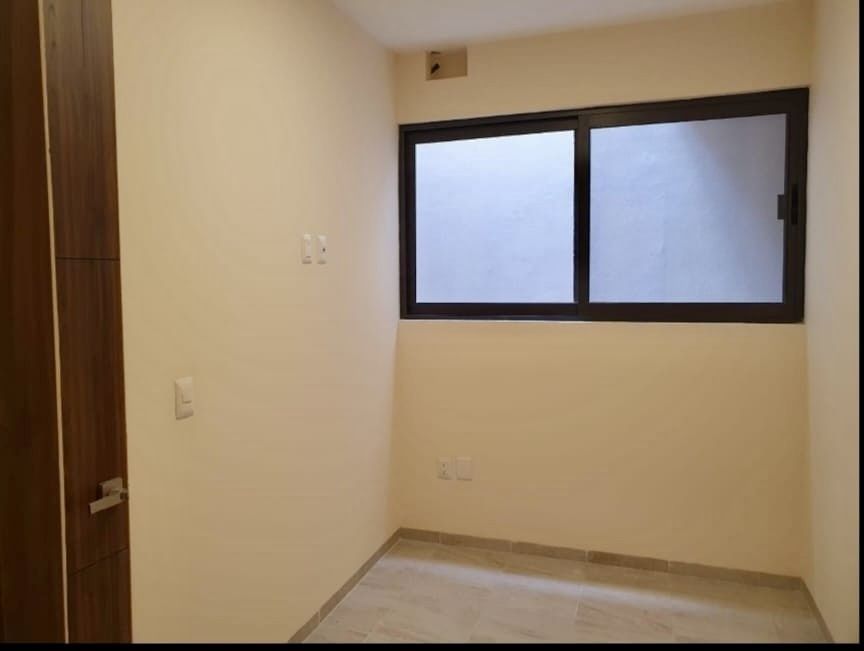 15 de 37: Cuarto de sercicio